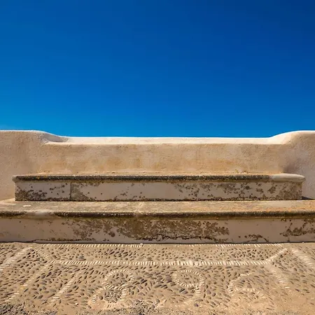 빌라 Charming Santorini 1 Bedroom Dragneel With Spacious Terrace Featuring Outdoor Hot Tub
