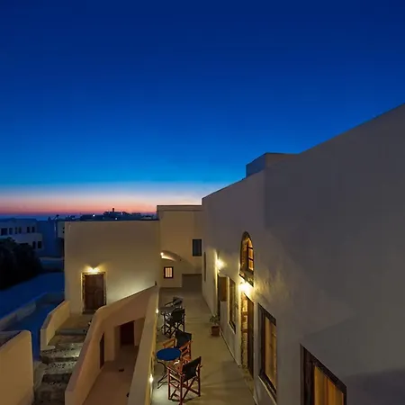 Charming Santorini 1 Bedroom Dragneel With Spacious Terrace Featuring Outdoor Hot Tub Vila *